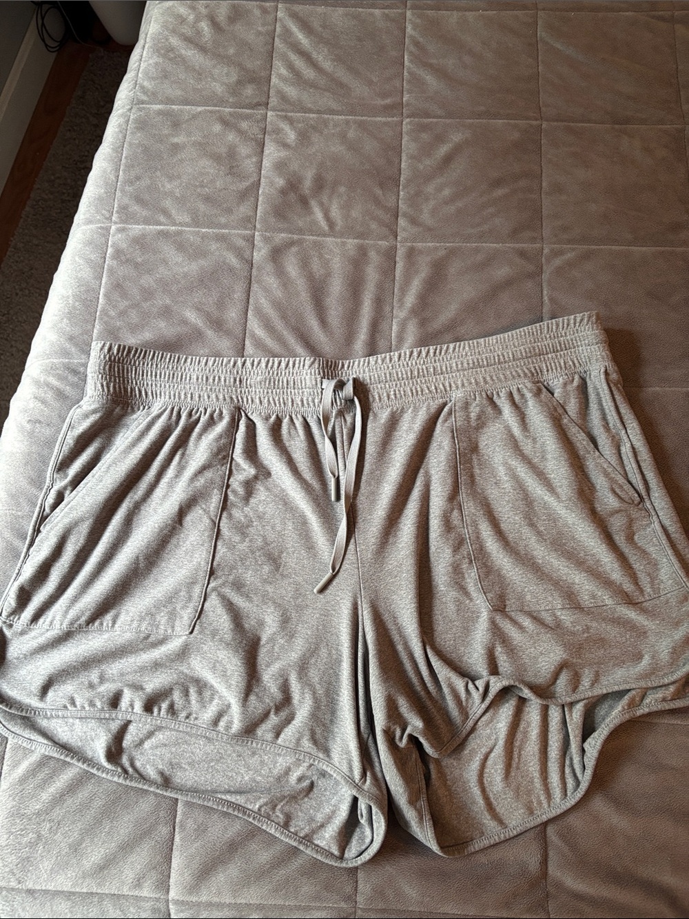 Everyday light weight Women's Drawstring Shorts - Light gray